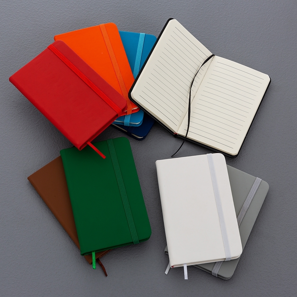 Caderneta Emborrachada Personalizada com Elástico 8,8 x 14,1 cm – 80 Folhas
