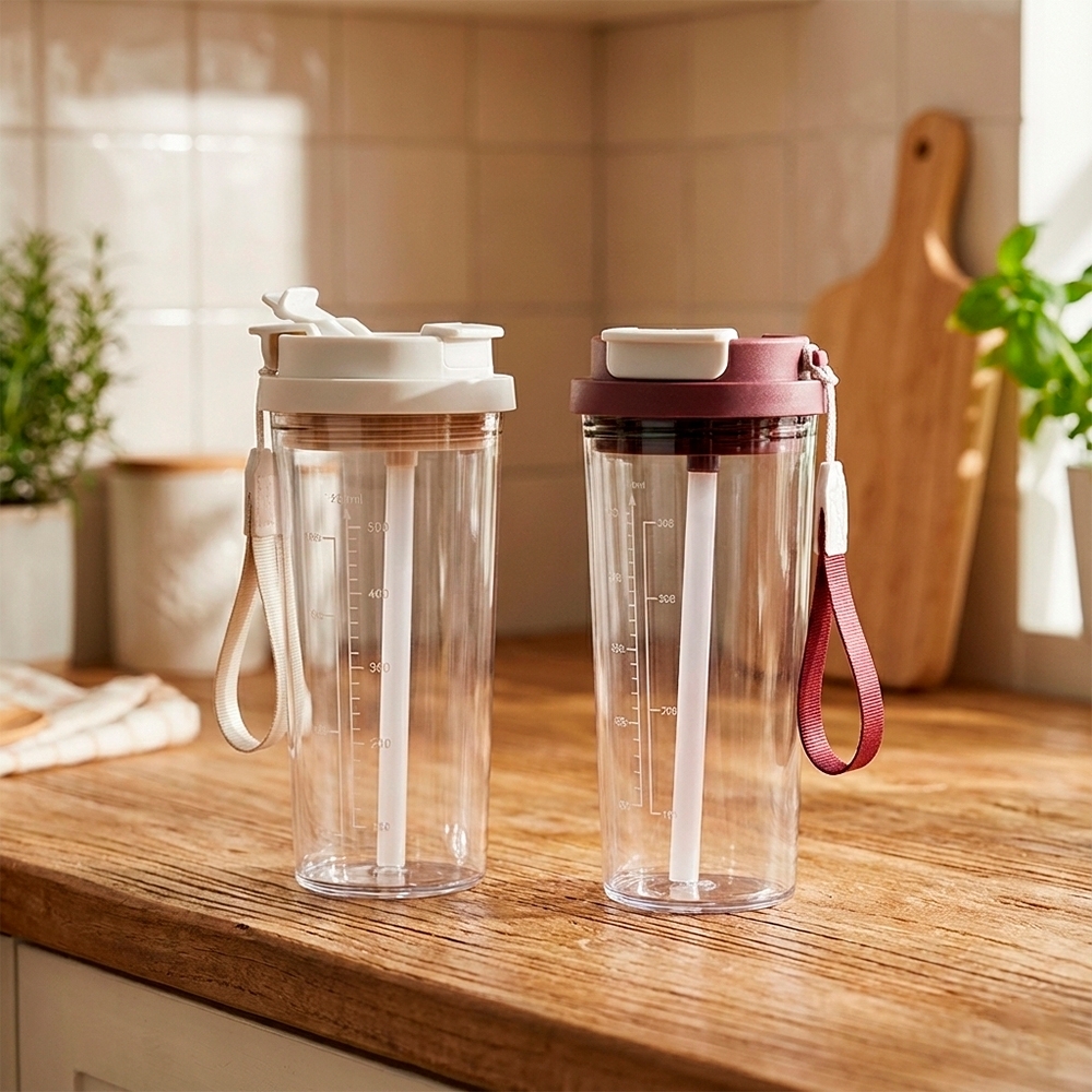 Copo Plástico 600ml com Canudo e Alça Personalizado