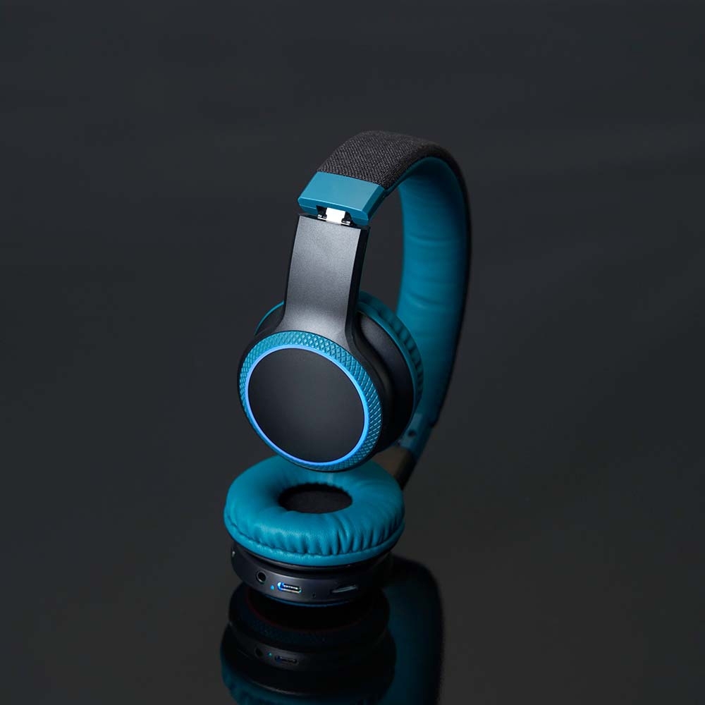 Fone de Ouvido Bluetooth com LED RGB Personalizado