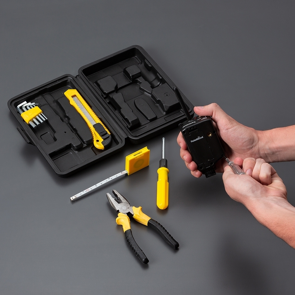 Kit Ferramentas Personalizado 11 Peças em Estojo Plástico com Trava Superior