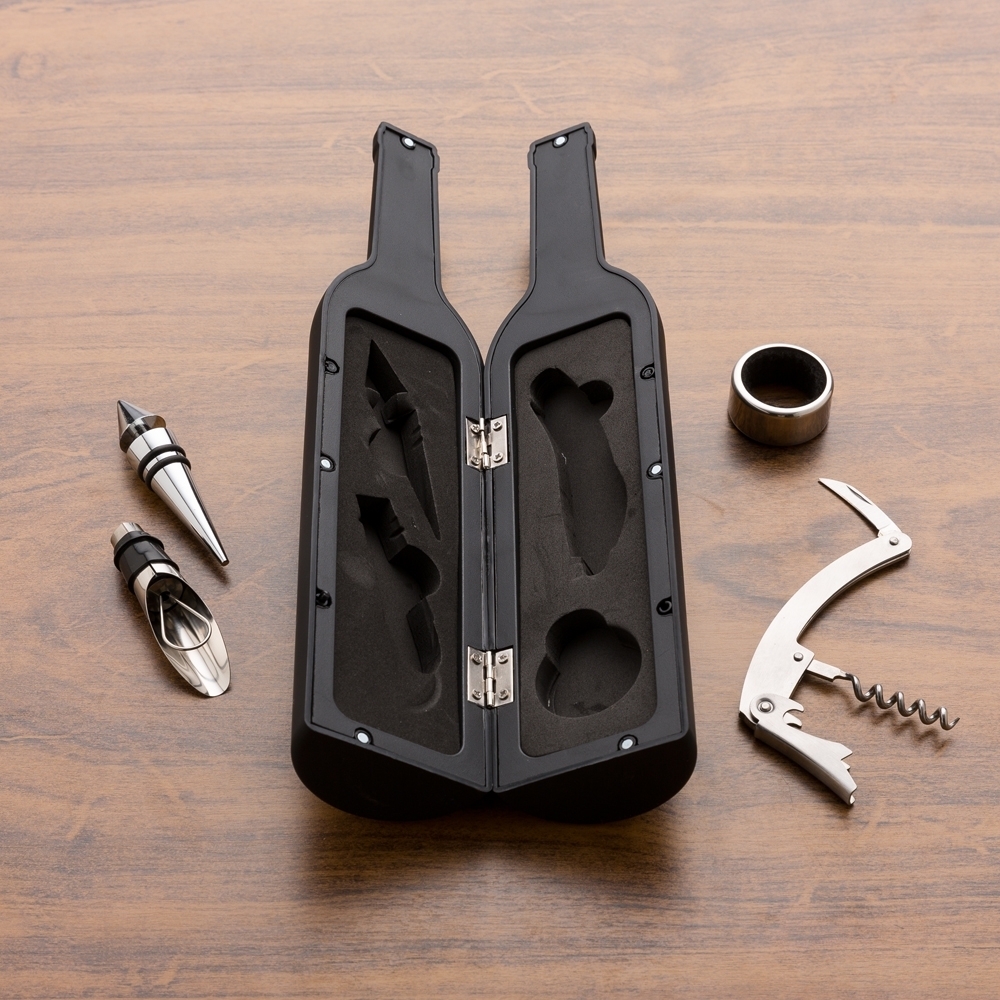 Kit Vinho 4 Peças Personalizado Formato Garrafa com Estojo Imantado