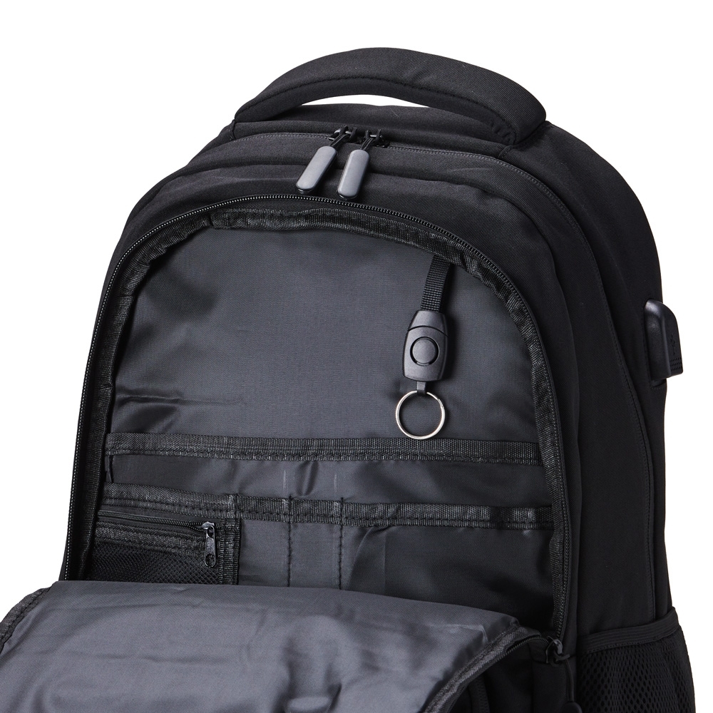 Mochila de Poliéster USB 28L