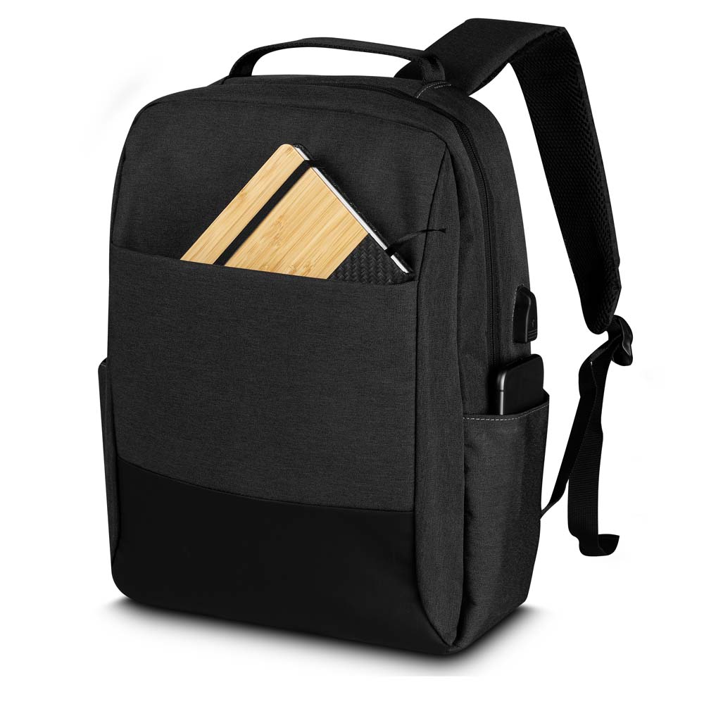 Mochila para Notebook 15,6” em Poliéster 600D e PU com USB