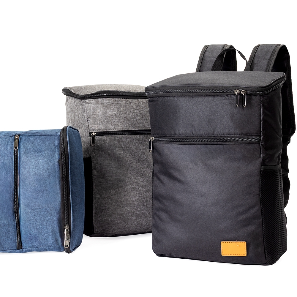 Mochila térmica Personalizada 18 litros em poliéster catiônico 300D resistente à água com compartimento térmico em PEVA atóxico